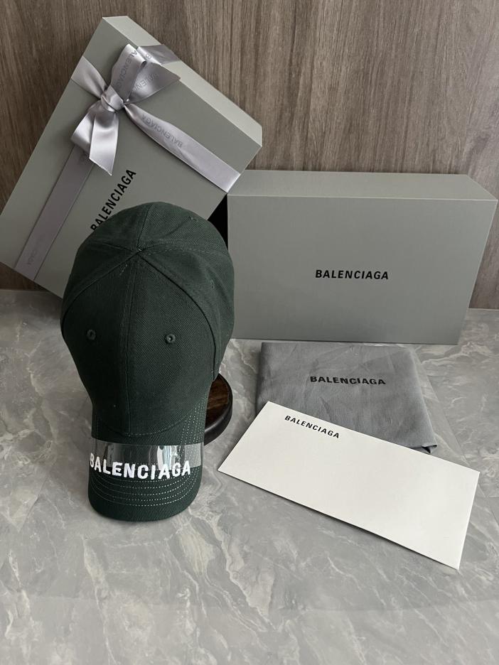 designer,replica,clothing,fake,1:1,lv,luxury,high quality Balenciaga baseball cap Bale embroidered logo on front designer,replica,clothing,fake,1:1,lv,luxury,high quality Balenciaga baseball cap Bale embroidered logo on front