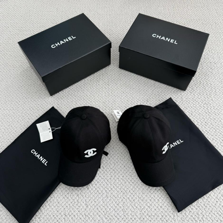 designer,replica,clothing,fake,1:1,lv,luxury,high quality Chanel white sequined baseball cap 🧢 hand-stitched sequin series (1FA8)
