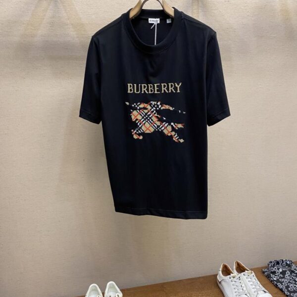 designer,replica,clothing,fake,1:1,lv,luxury,high quality Burberry Plaid War Horse Round Neck Short Sleeve (FAD0)