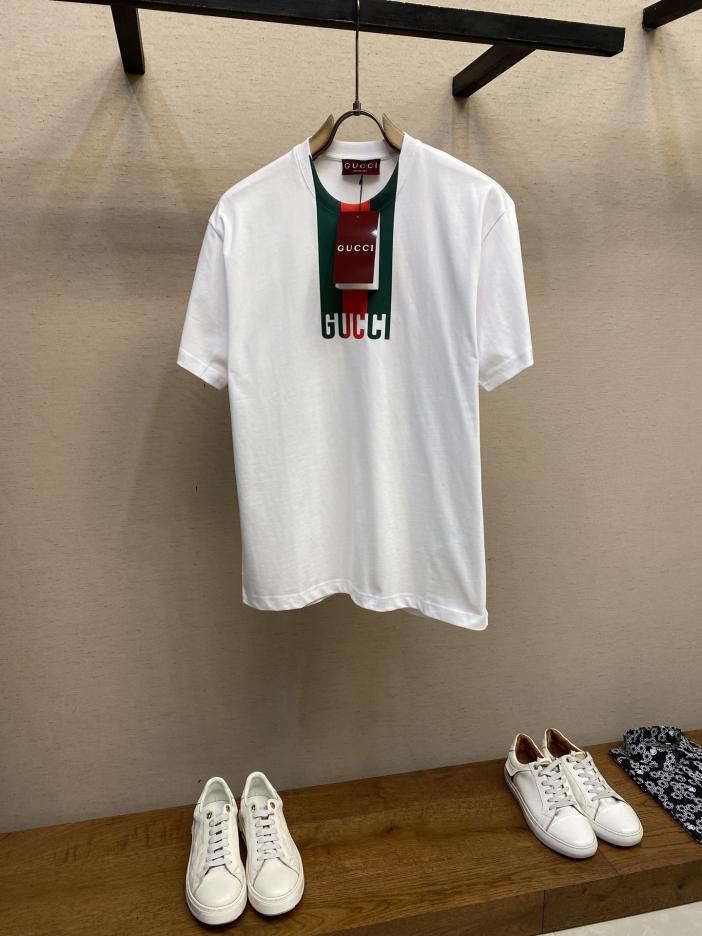 designer,replica,clothing,fake,1:1,lv,luxury,high quality Gucci collar strip printed round neck short sleeves (6B42) designer,replica,clothing,fake,1:1,lv,luxury,high quality Gucci collar strip printed round neck short sleeves (6B42)