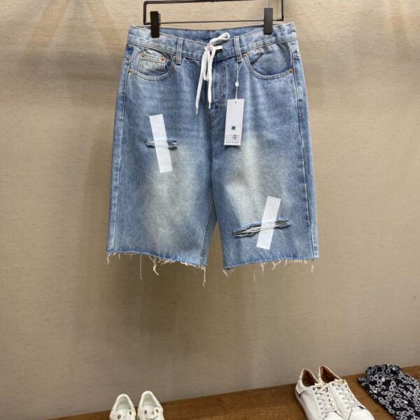 designer,replica,clothing,fake,1:1,lv,luxury,high quality MM6 Margiela 2025 New Tape Applique Ripped Couple Style Washed Loose Denim Shorts (8DD0)