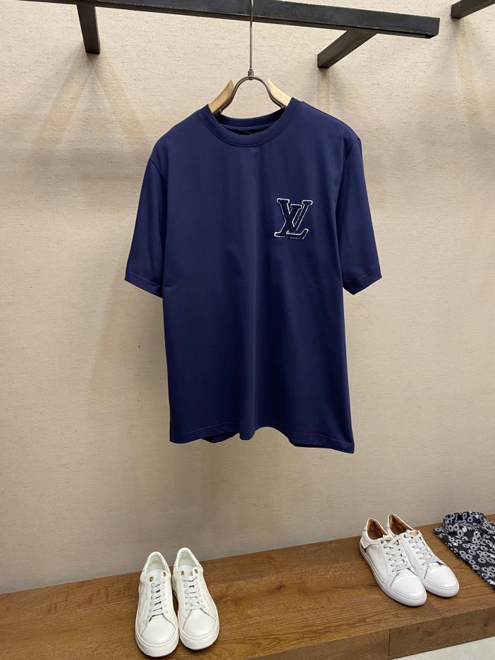 designer,replica,clothing,fake,1:1,lv,luxury,high quality LV big V towel embroidered blue high weight pure cotton short-sleeved T-shirt (AAEA) designer,replica,clothing,fake,1:1,lv,luxury,high quality LV big V towel embroidered blue high weight pure cotton short-sleeved T-shirt (AAEA)