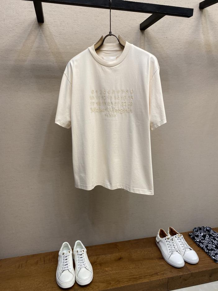 designer,replica,clothing,fake,1:1,lv,luxury,high quality MM6 Maison Margiela digital print high weight round neck short-sleeved T-shirt (0B26) designer,replica,clothing,fake,1:1,lv,luxury,high quality MM6 Maison Margiela digital print high weight round neck short-sleeved T-shirt (0B26)