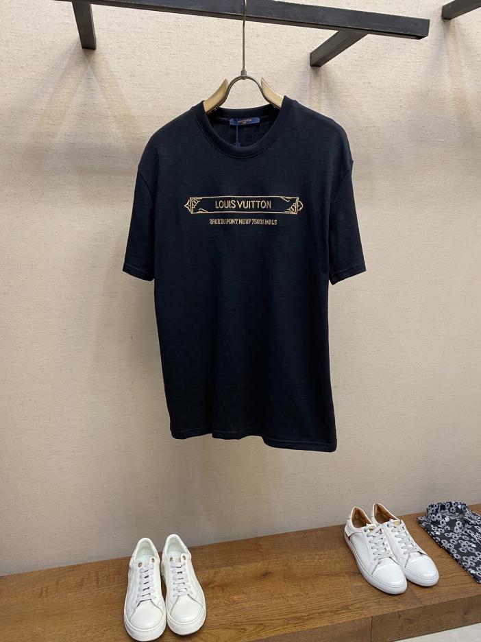 designer,replica,clothing,fake,1:1,lv,luxury,high quality LV 25 early autumn new product classic jacquard plaid short-sleeved T-shirt (6F66) designer,replica,clothing,fake,1:1,lv,luxury,high quality LV 25 early autumn new product classic jacquard plaid short-sleeved T-shirt (6F66)