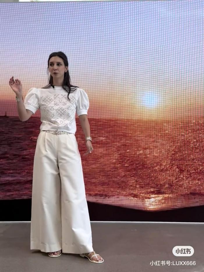 designer,replica,clothing,fake,1:1,lv,luxury,high quality CHANEL Spring and Summer New Heavy Industry Hollow Embroidered Puff Sleeve Striped Top (5284) designer,replica,clothing,fake,1:1,lv,luxury,high quality CHANEL Spring and Summer New Heavy Industry Hollow Embroidered Puff Sleeve Striped Top (5284)