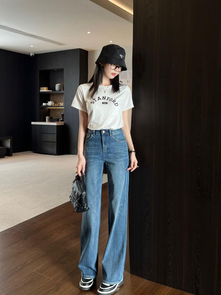 designer,replica,clothing,fake,1:1,lv,luxury,high quality Louis Vuitton new style straight-leg jeans with contrasting embroidery on the back pocket (C9FE) designer,replica,clothing,fake,1:1,lv,luxury,high quality Louis Vuitton new style straight-leg jeans with contrasting embroidery on the back pocket (C9FE)