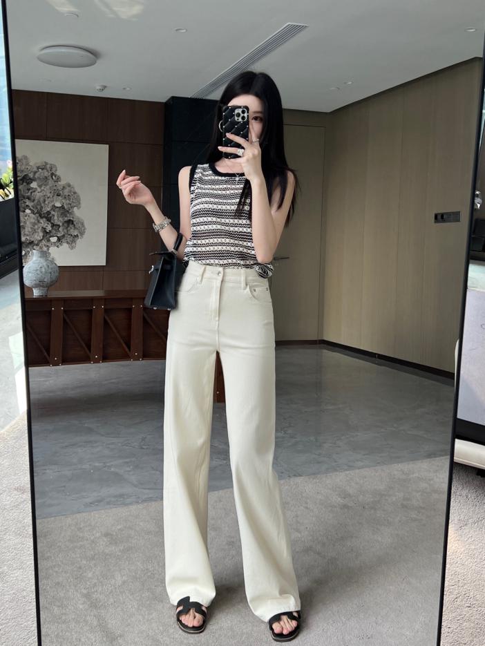 designer,replica,clothing,fake,1:1,lv,luxury,high quality Prada summer blue embroidered logo is so eye-catching straight jeans with embroidered back pockets (4B10) designer,replica,clothing,fake,1:1,lv,luxury,high quality Prada summer blue embroidered logo is so eye-catching straight jeans with embroidered back pockets (4B10)