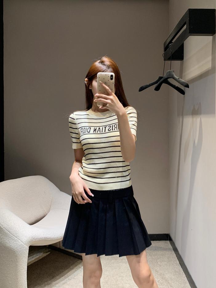 designer,replica,clothing,fake,1:1,lv,luxury,high quality Dior new spring and summer striped knitted short-sleeved top (8AFF) designer,replica,clothing,fake,1:1,lv,luxury,high quality Dior new spring and summer striped knitted short-sleeved top (8AFF)
