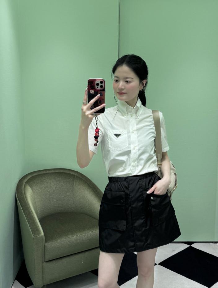 designer,replica,clothing,fake,1:1,lv,luxury,high quality Prada new summer big pocket skirt (9604) designer,replica,clothing,fake,1:1,lv,luxury,high quality Prada new summer big pocket skirt (9604)