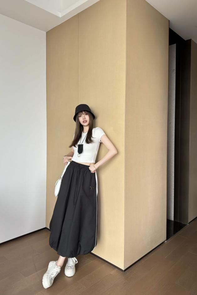 designer,replica,clothing,fake,1:1,lv,luxury,high quality Prada Spring and Summer New Contrast Color Workwear Skirt (7CC3) designer,replica,clothing,fake,1:1,lv,luxury,high quality Prada Spring and Summer New Contrast Color Workwear Skirt (7CC3)