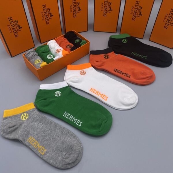 designer,replica,clothing,fake,1:1,lv,luxury,high quality Herm猫s short style, sweat-absorbent, antibacterial, breathable and deodorant, 5 pairs in a box (79E3)