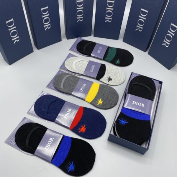 designer,replica,clothing,fake,1:1,lv,luxury,high quality New Dior invisible socks, versatile, antibacterial, sweat-absorbent and deodorant, five pairs in a box (E350)