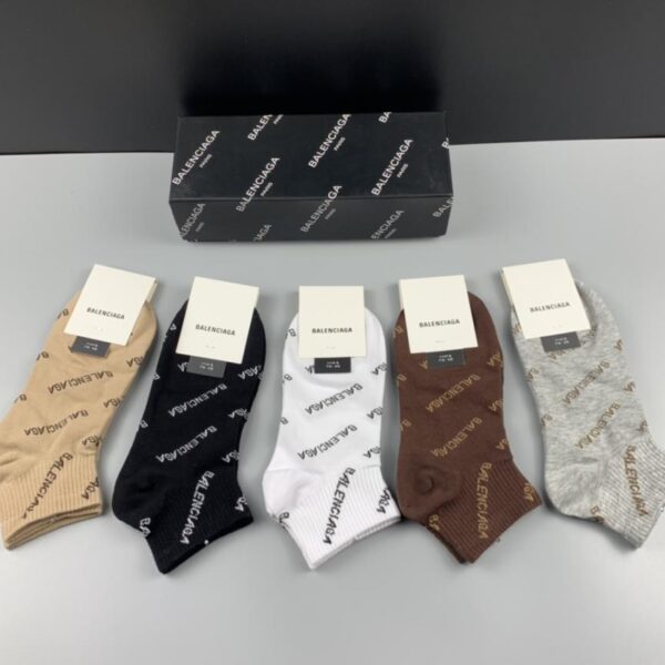designer,replica,clothing,fake,1:1,lv,luxury,high quality Balenciaga pure cotton quality, comfortable on the feet, sweat-absorbent and breathable, a box of 5 pairs (38AF)