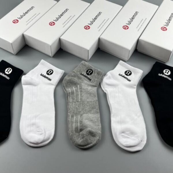 designer,replica,clothing,fake,1:1,lv,luxury,high quality Luluemon official website simultaneously launches new pure cotton quality, breathable and comfortable (F980)
