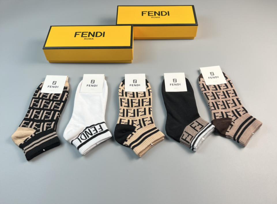 designer,replica,clothing,fake,1:1,lv,luxury,high quality Fendi socks, versatile, antibacterial, sweat-absorbent and deodorant, five pairs in a box (89CC)