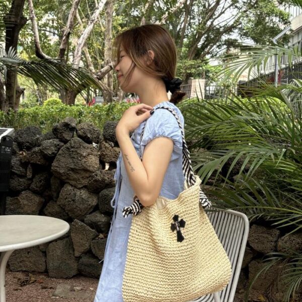 designer,replica,clothing,fake,1:1,lv,luxury,high quality Crow Heart Straw Shoulder Bag