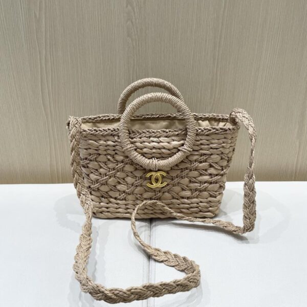 designer,replica,clothing,fake,1:1,lv,luxury,high quality Chanel straw bag summer Japanese and Korean portable bucket bag
