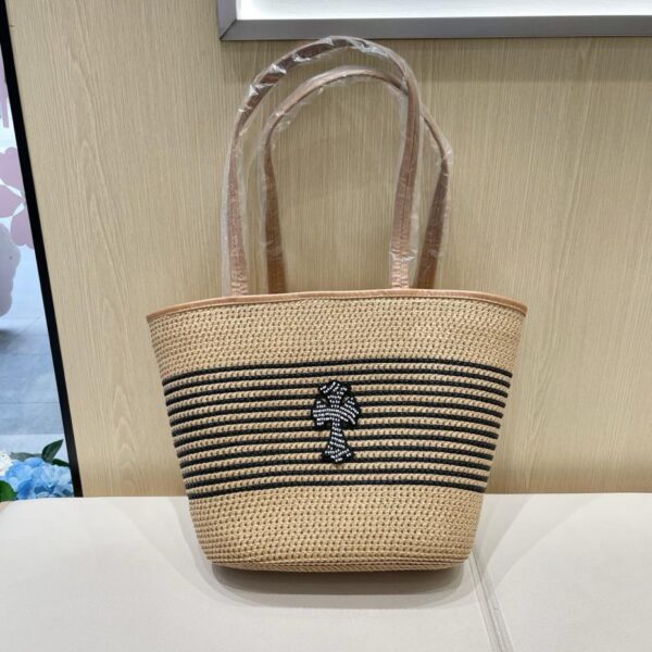 designer,replica,clothing,fake,1:1,lv,luxury,high quality Crow Heart Fashion Shoulder Striped Woven Bag