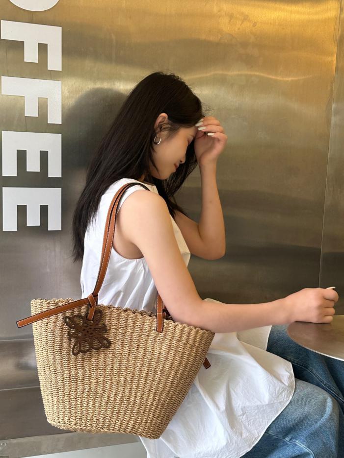 designer,replica,clothing,fake,1:1,lv,luxury,high quality LOEWE straw bag summer style straw bag designer,replica,clothing,fake,1:1,lv,luxury,high quality LOEWE straw bag summer style straw bag
