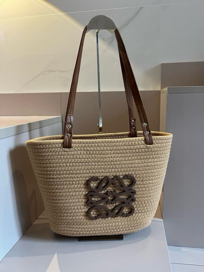 designer,replica,clothing,fake,1:1,lv,luxury,high quality LOEWE new woven bag designer,replica,clothing,fake,1:1,lv,luxury,high quality LOEWE new woven bag