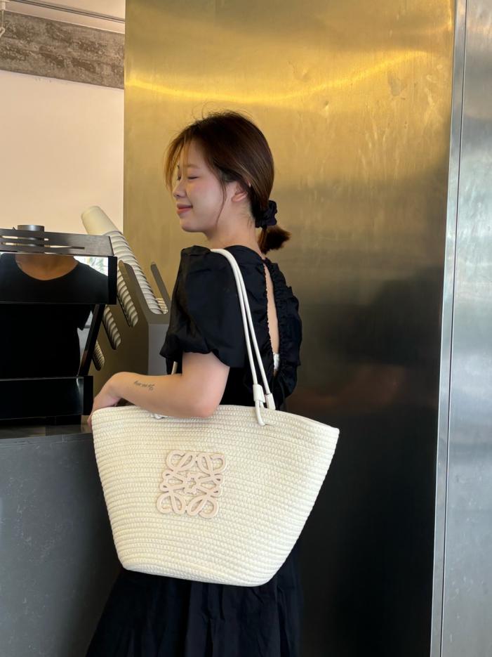 designer,replica,clothing,fake,1:1,lv,luxury,high quality LOEWE new woven bag designer,replica,clothing,fake,1:1,lv,luxury,high quality LOEWE new woven bag