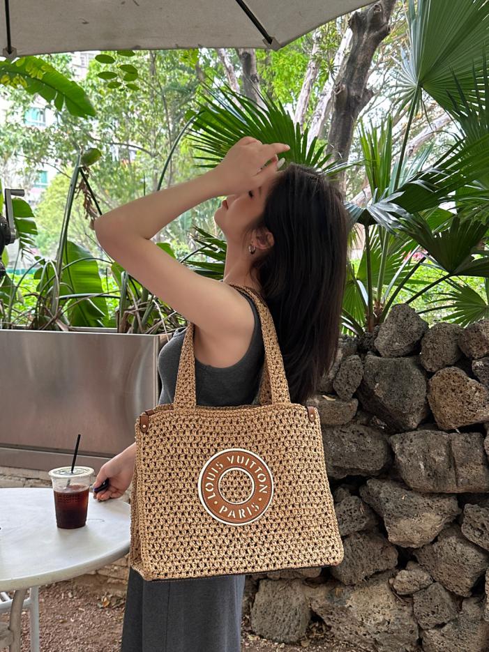 designer,replica,clothing,fake,1:1,lv,luxury,high quality LV woven tote bag designer,replica,clothing,fake,1:1,lv,luxury,high quality LV woven tote bag