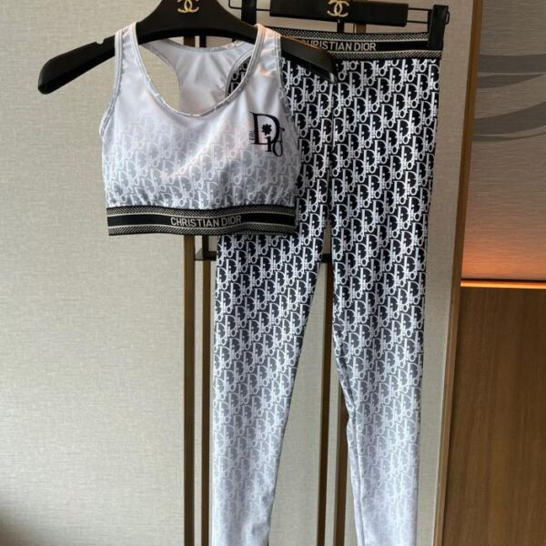 designer,replica,clothing,fake,1:1,lv,luxury,high quality Dior’s new high-elastic fitness yoga wear sports suit