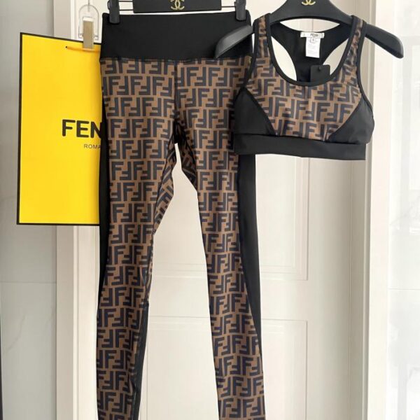 designer,replica,clothing,fake,1:1,lv,luxury,high quality Fendi’s new tight-fitting sports suit, long-sleeved tights top + elastic waist leggings
