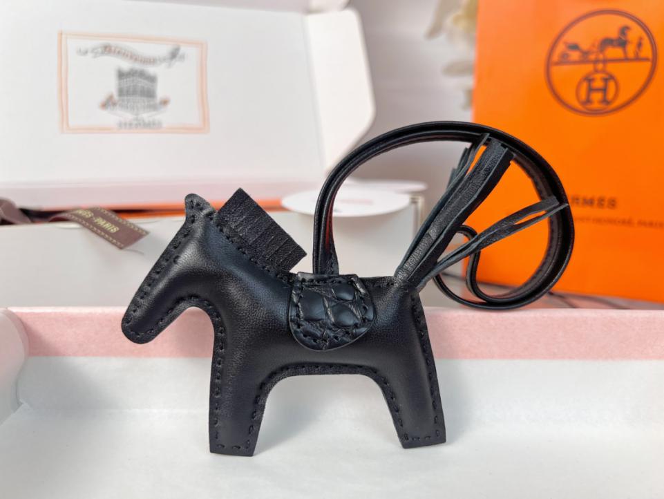 designer,replica,clothing,fake,1:1,lv,luxury,high quality Original high-quality HERMES Rodeo pegase bag pendant keychain made of pure hand-made stitching designer,replica,clothing,fake,1:1,lv,luxury,high quality Original high-quality HERMES Rodeo pegase bag pendant keychain made of pure hand-made stitching