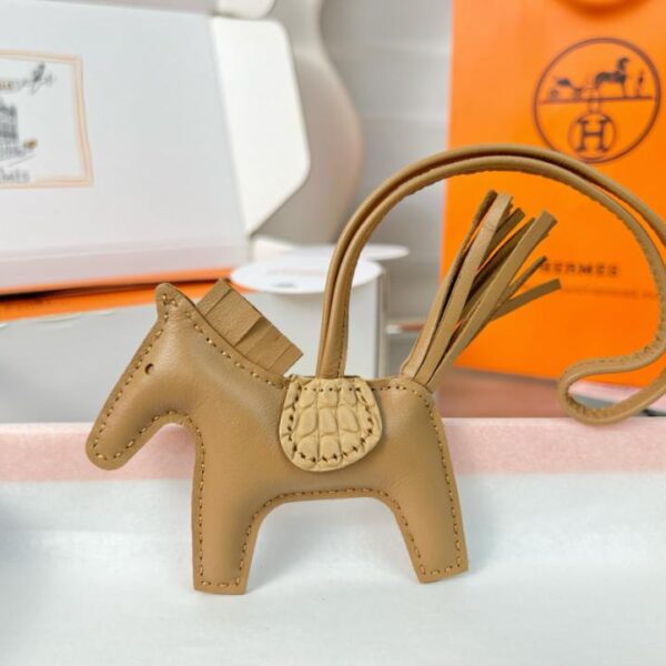 designer,replica,clothing,fake,1:1,lv,luxury,high quality Original high-quality HERMES Rodeo pegase bag pendant keychain made of pure hand-made stitching