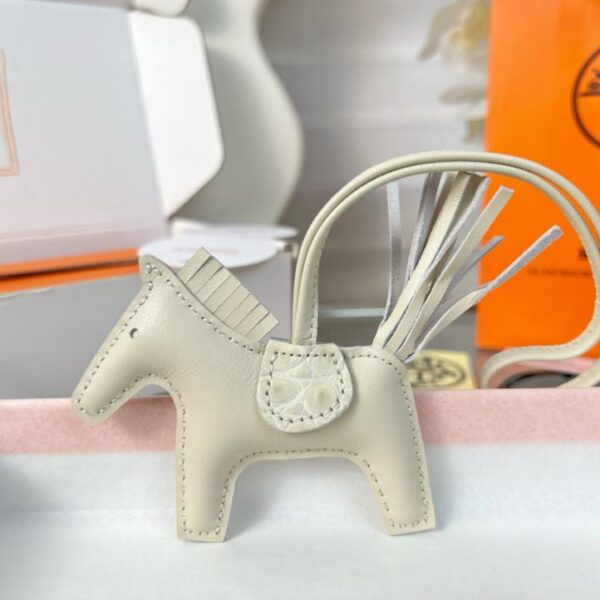 designer,replica,clothing,fake,1:1,lv,luxury,high quality Original high-quality HERMES Rodeo pegase bag pendant keychain made of pure hand-made stitching