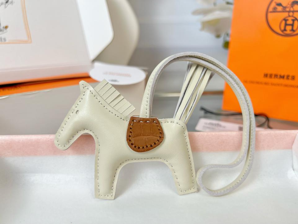 designer,replica,clothing,fake,1:1,lv,luxury,high quality Original high-quality HERMES Rodeo pegase bag pendant keychain made of pure hand-made stitching designer,replica,clothing,fake,1:1,lv,luxury,high quality Original high-quality HERMES Rodeo pegase bag pendant keychain made of pure hand-made stitching