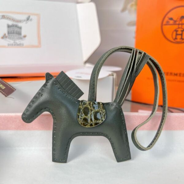 designer,replica,clothing,fake,1:1,lv,luxury,high quality Original high-quality HERMES Rodeo pegase bag pendant keychain made of pure hand-made stitching
