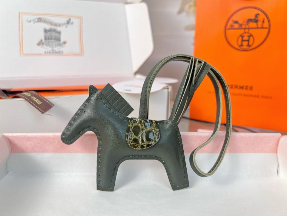 designer,replica,clothing,fake,1:1,lv,luxury,high quality Original high-quality HERMES Rodeo pegase bag pendant keychain made of pure hand-made stitching designer,replica,clothing,fake,1:1,lv,luxury,high quality Original high-quality HERMES Rodeo pegase bag pendant keychain made of pure hand-made stitching