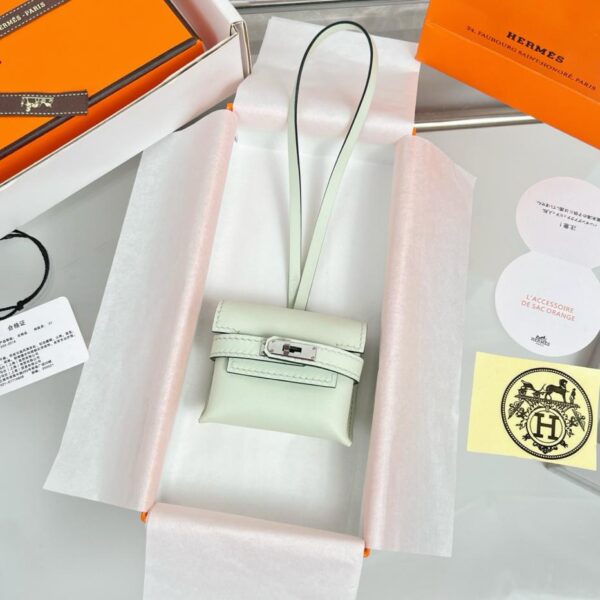 designer,replica,clothing,fake,1:1,lv,luxury,high quality HERMES Kelly headphone bag pendant, original exquisite product, purely handmade with stitching