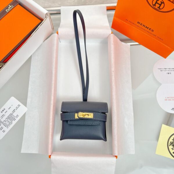 designer,replica,clothing,fake,1:1,lv,luxury,high quality HERMES Kelly headphone bag pendant, original exquisite product, purely handmade with stitching
