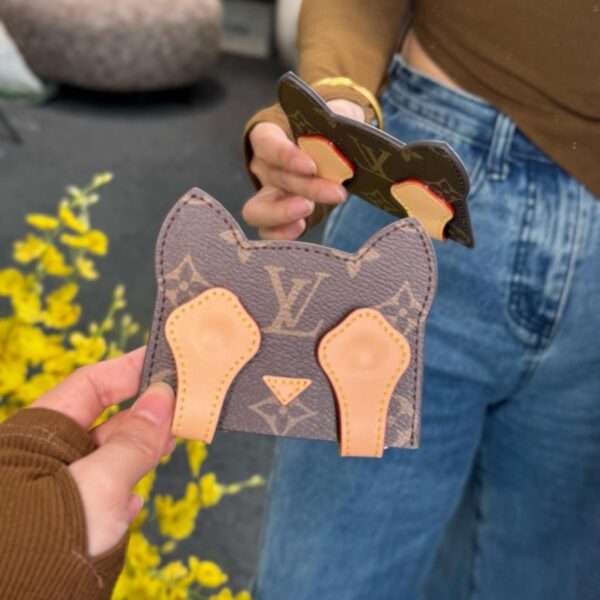 designer,replica,clothing,fake,1:1,lv,luxury,high quality Louis Vuitton cat paw card holder