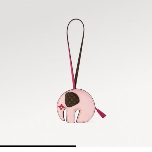 designer,replica,clothing,fake,1:1,lv,luxury,high quality Louis Vuitton elephant pendant bag hanging MO2383