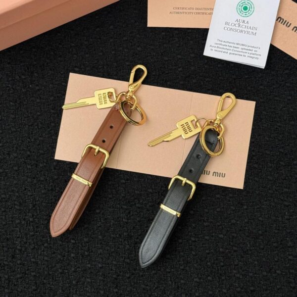 designer,replica,clothing,fake,1:1,lv,luxury,high quality MIUMIU leather key keychain bag hanging 2 colors