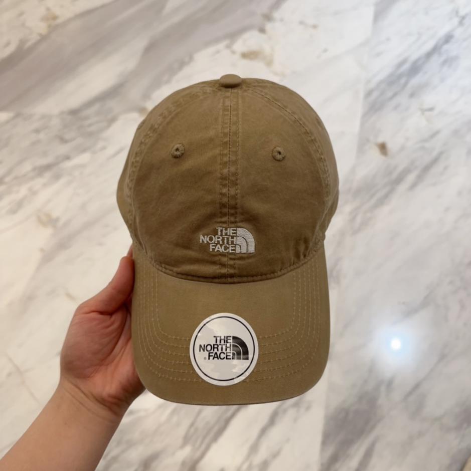 designer,replica,clothing,fake,1:1,lv,luxury,high quality New simple embroidered baseball cap casual sports style designer,replica,clothing,fake,1:1,lv,luxury,high quality New simple embroidered baseball cap casual sports style