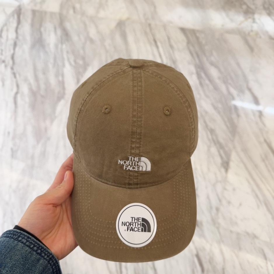 designer,replica,clothing,fake,1:1,lv,luxury,high quality New simple embroidered baseball cap casual sports style designer,replica,clothing,fake,1:1,lv,luxury,high quality New simple embroidered baseball cap casual sports style