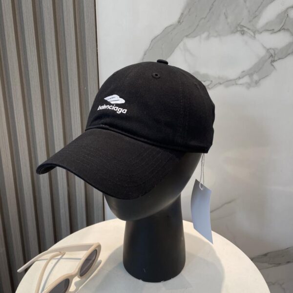 designer,replica,clothing,fake,1:1,lv,luxury,high quality BALENCIAGA new embroidered logo baseball cap, same style for men and women