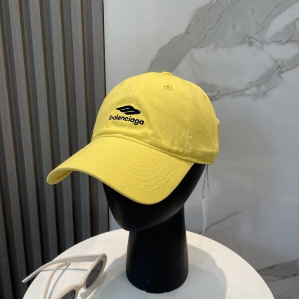 designer,replica,clothing,fake,1:1,lv,luxury,high quality BALENCIAGA new embroidered logo baseball cap, same style for men and women