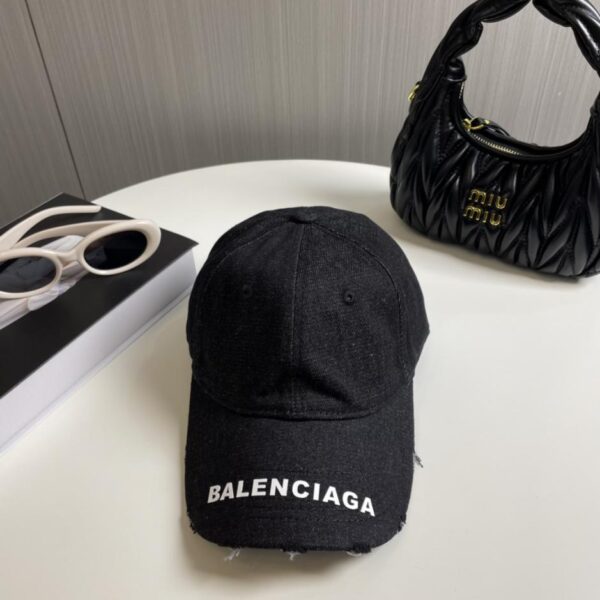 designer,replica,clothing,fake,1:1,lv,luxury,high quality Balenciaga new washed distressed denim baseball cap