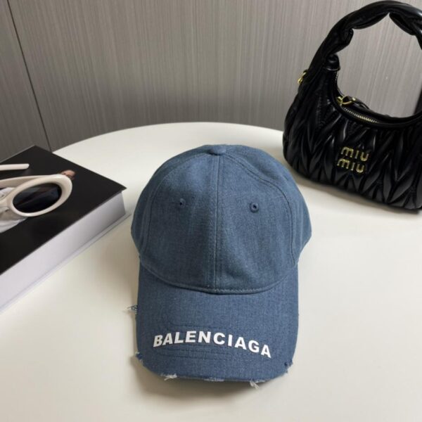 designer,replica,clothing,fake,1:1,lv,luxury,high quality Balenciaga new washed distressed denim baseball cap