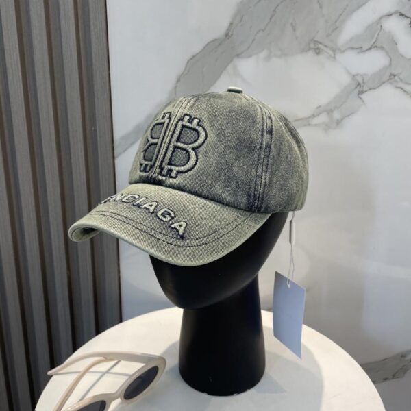 designer,replica,clothing,fake,1:1,lv,luxury,high quality BALENCIAGA new washed denim baseball cap, same style for men and women