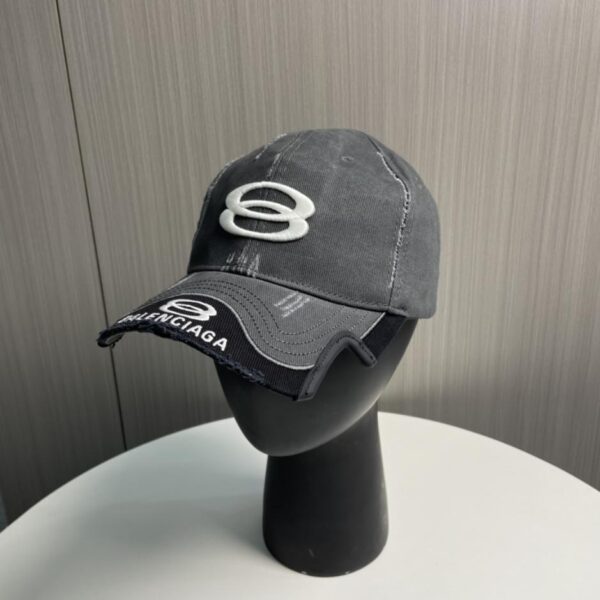 designer,replica,clothing,fake,1:1,lv,luxury,high quality BALENCIAGA new embroidered logo baseball cap, same style for men and women