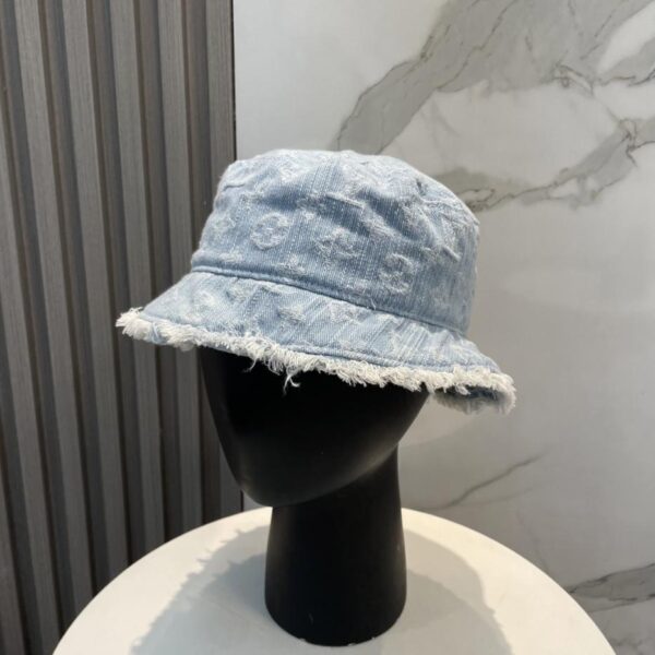 designer,replica,clothing,fake,1:1,lv,luxury,high quality Louis Vuitton new original baseball cap