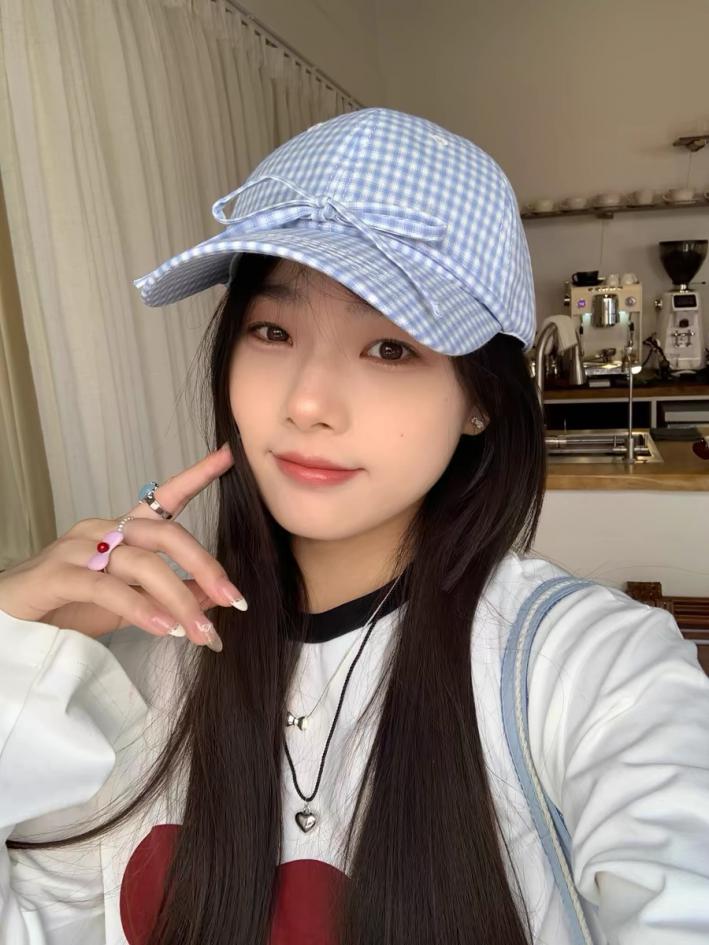 designer,replica,clothing,fake,1:1,lv,luxury,high quality BALENCIAGA Korean plaid baseball hat women’s spring and summer new style designer,replica,clothing,fake,1:1,lv,luxury,high quality BALENCIAGA Korean plaid baseball hat women’s spring and summer new style