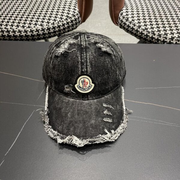 designer,replica,clothing,fake,1:1,lv,luxury,high quality MONCLER new ripped denim baseball cap